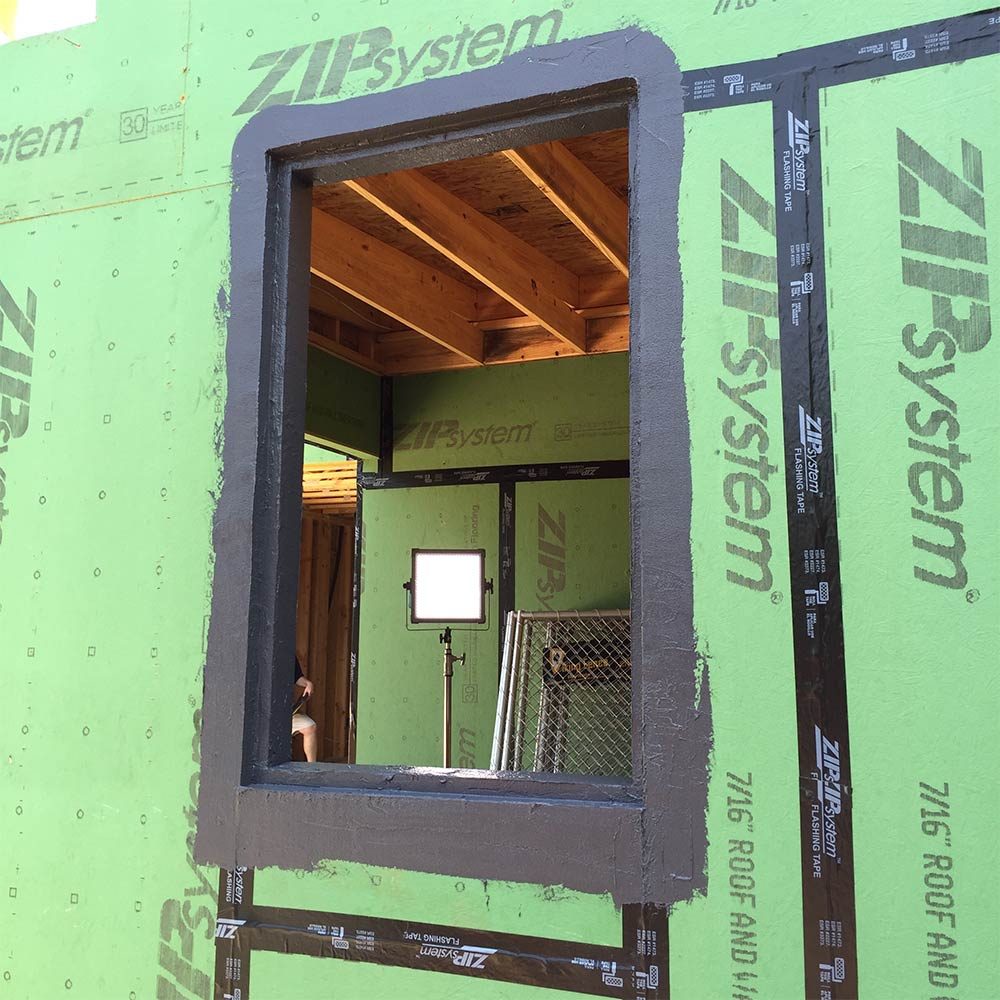 window pocket with liquid flashing applied