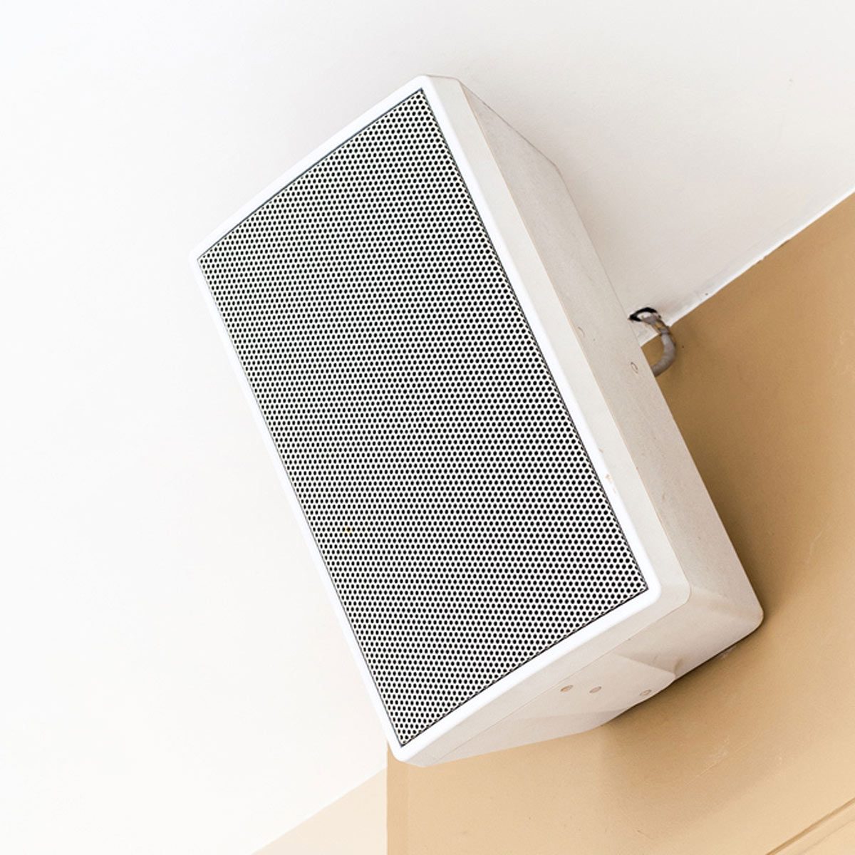 surround sound speakers