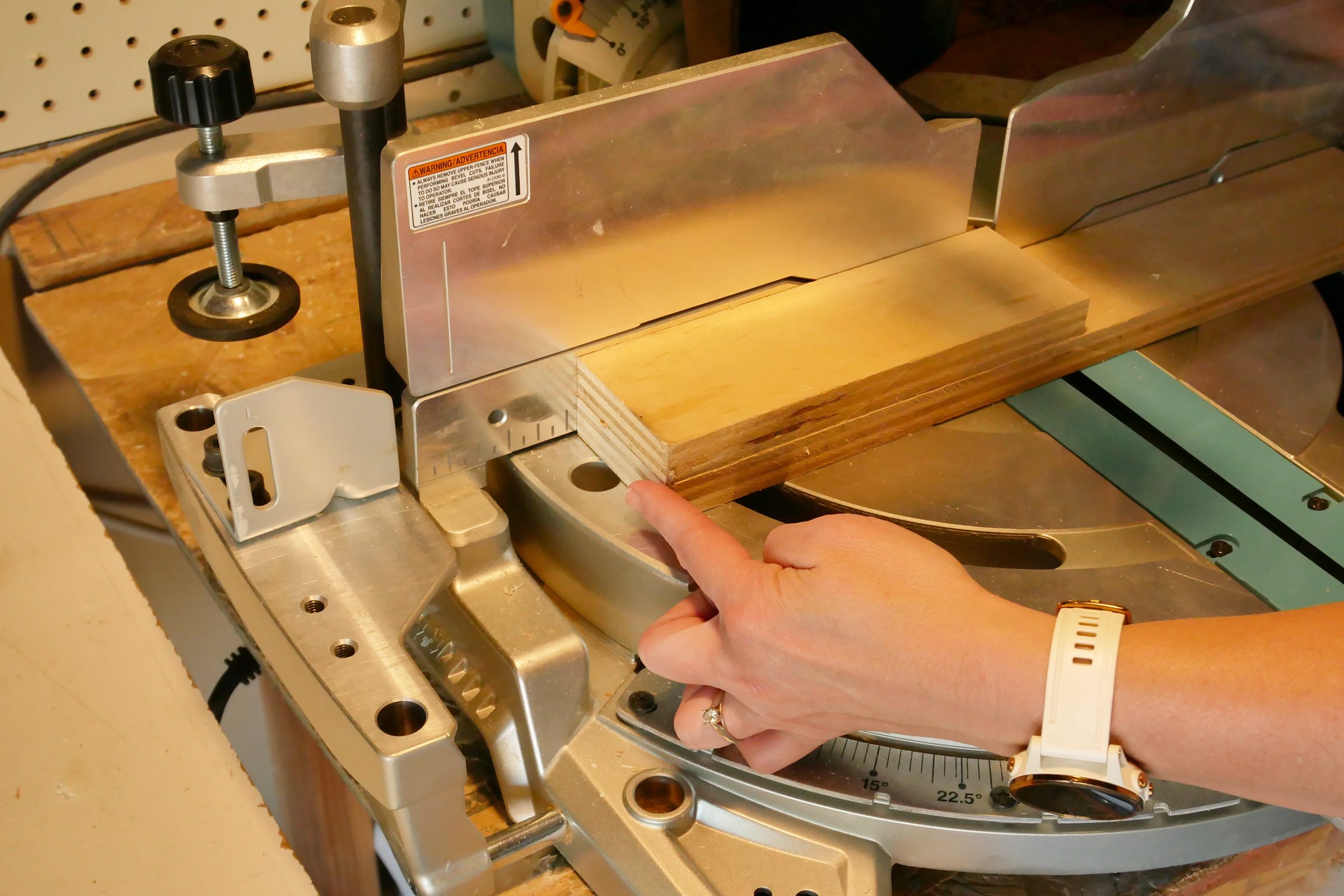 Step 3 Repeatcutflushendscama How To Use A Miter Saw Brittany Joyner For Fhm Jvedit