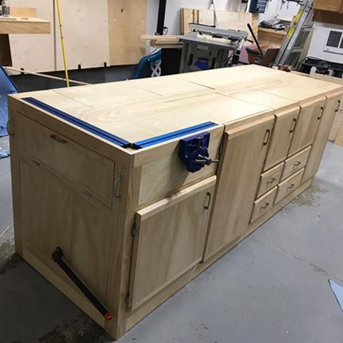 mobile flip-top workbench