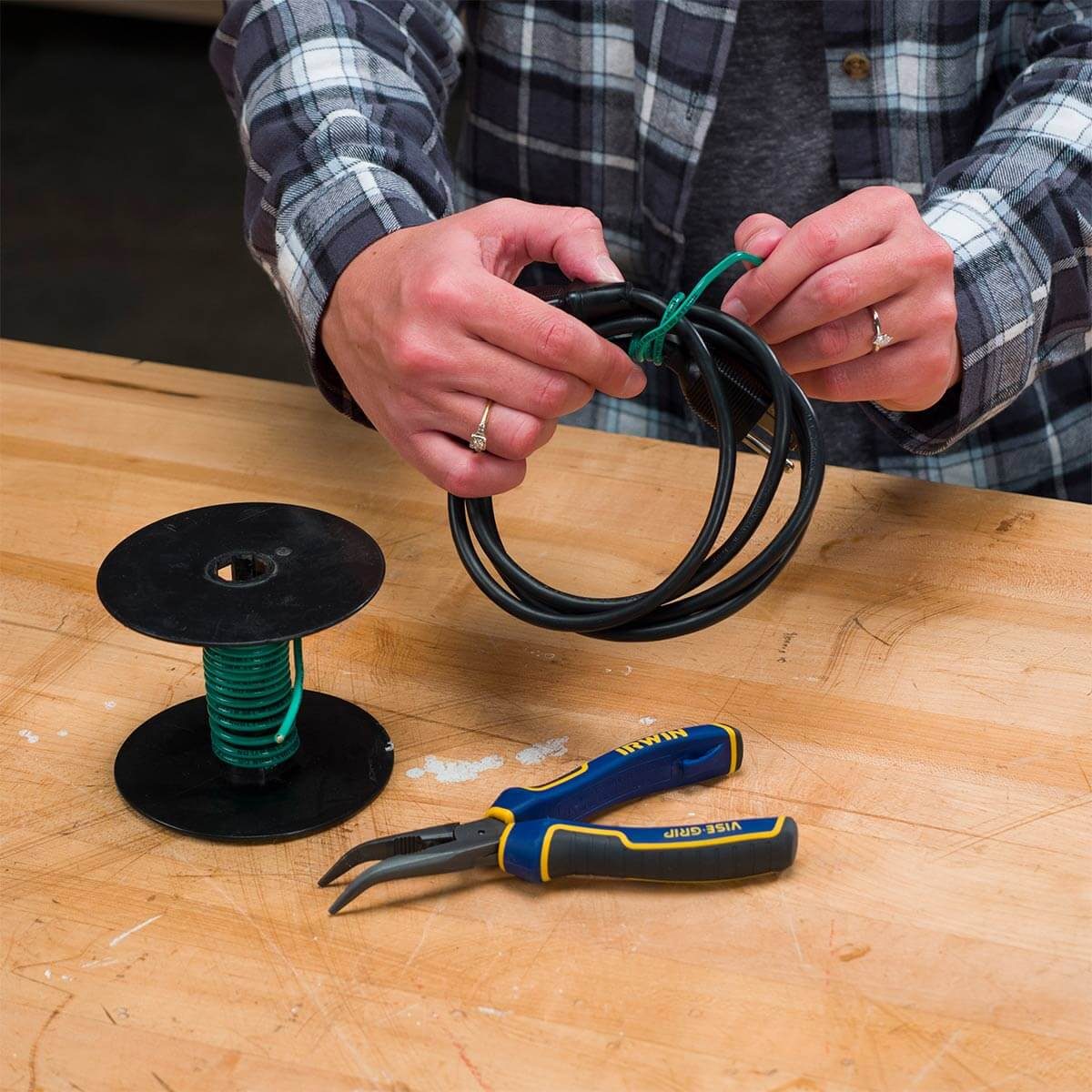 Electrical Wire to Wrangle Cords