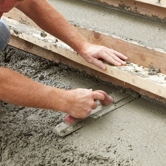 Hand floating the steps | Construction Pro Tips