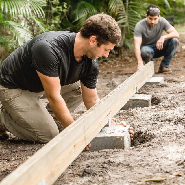 FH19MAY_594_50_008-1200 platform deck