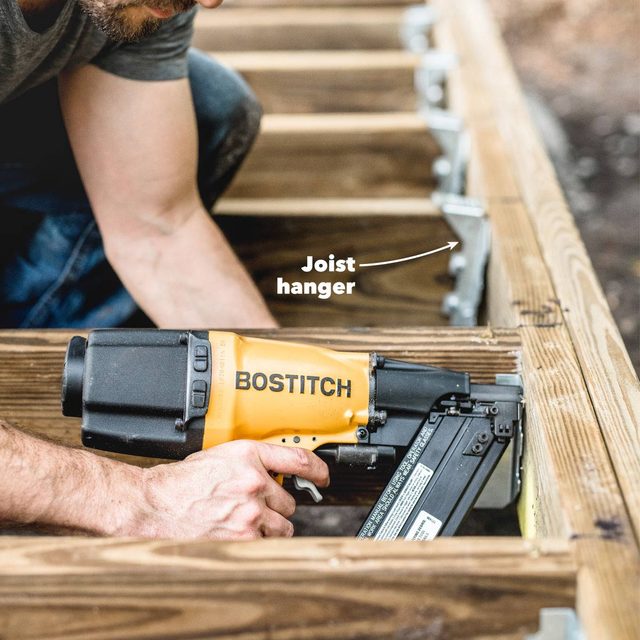 FH19MAY_594_50_013-1200 platform deck