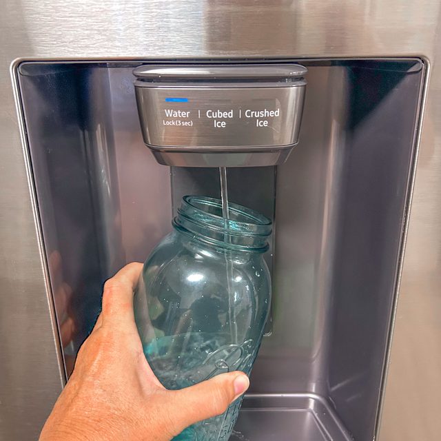 Fridge Filter Clear Water