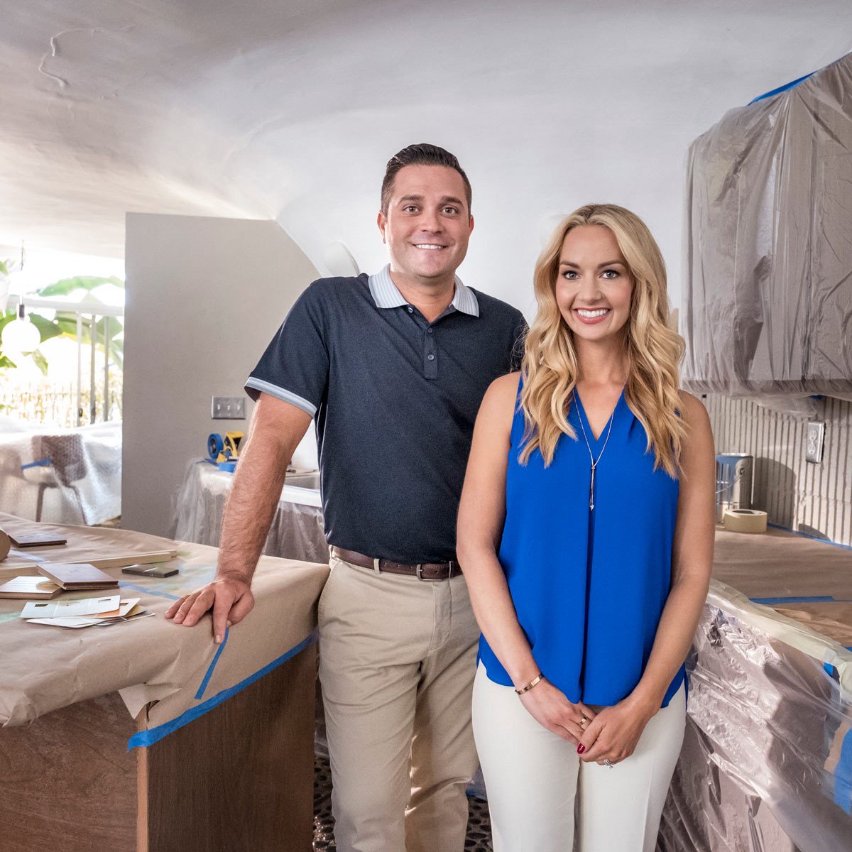 VintageFlip_HGTVSeries_JessieAndTinaRodriguez