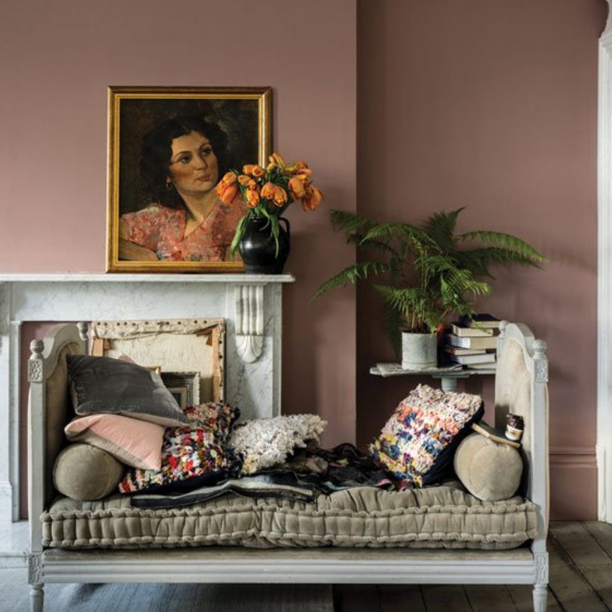 Farrow-&-Ball's-Sulking-Room-Pink