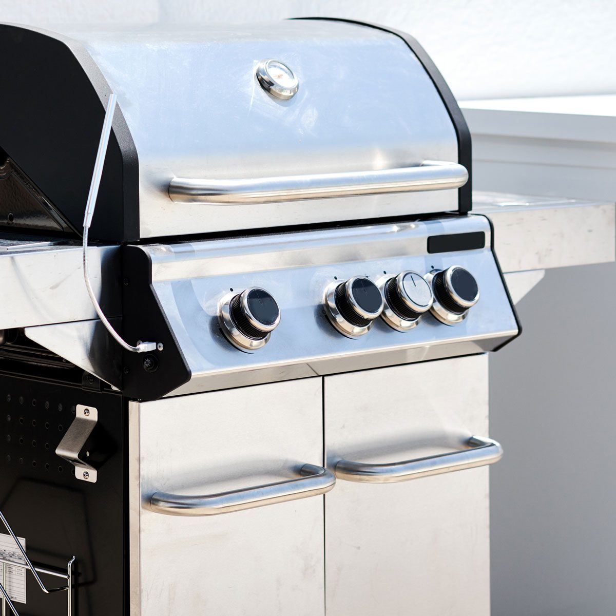 What Are the Different Gas Grill Part Names and How Do They Function?