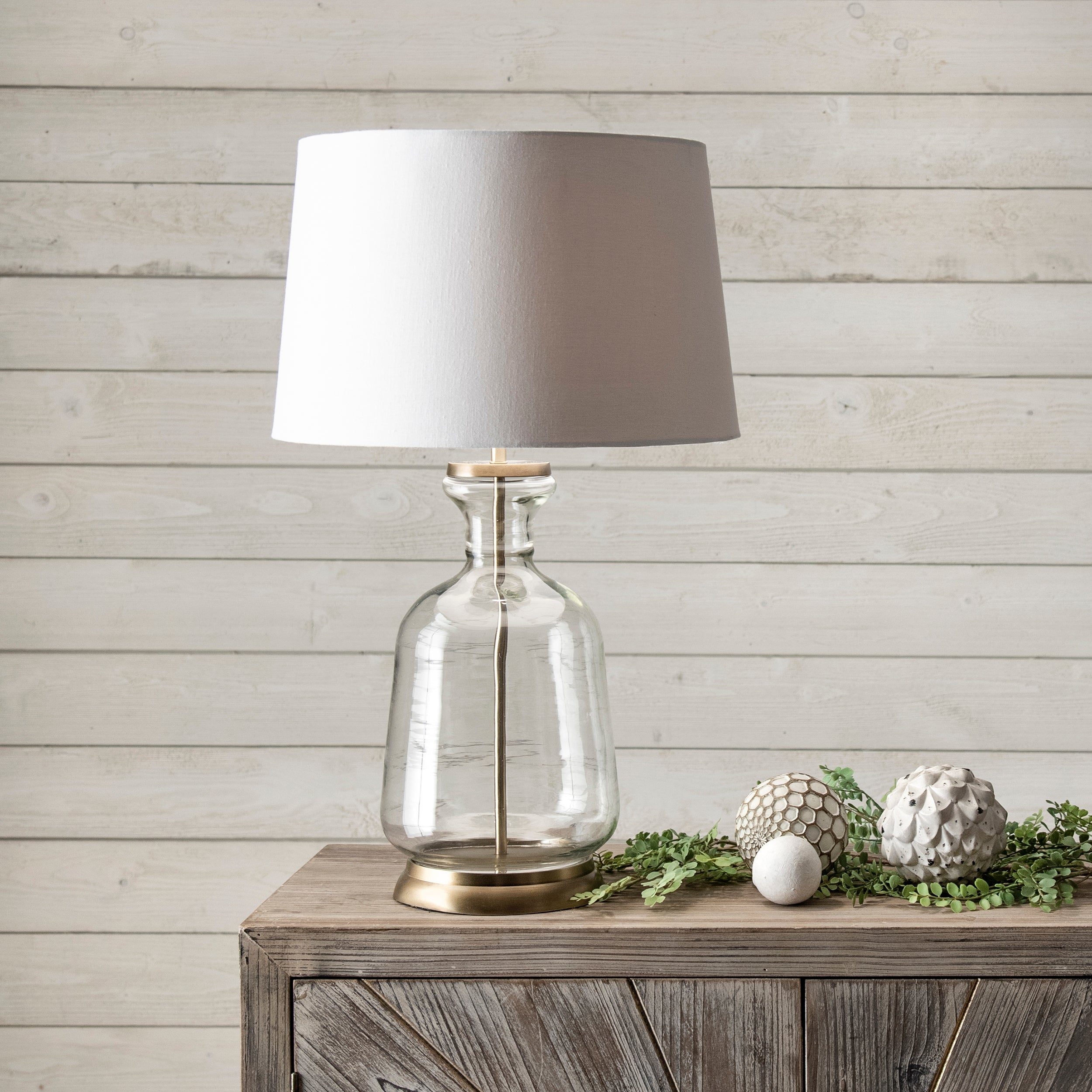 8 Modern Table Lamps for 2025