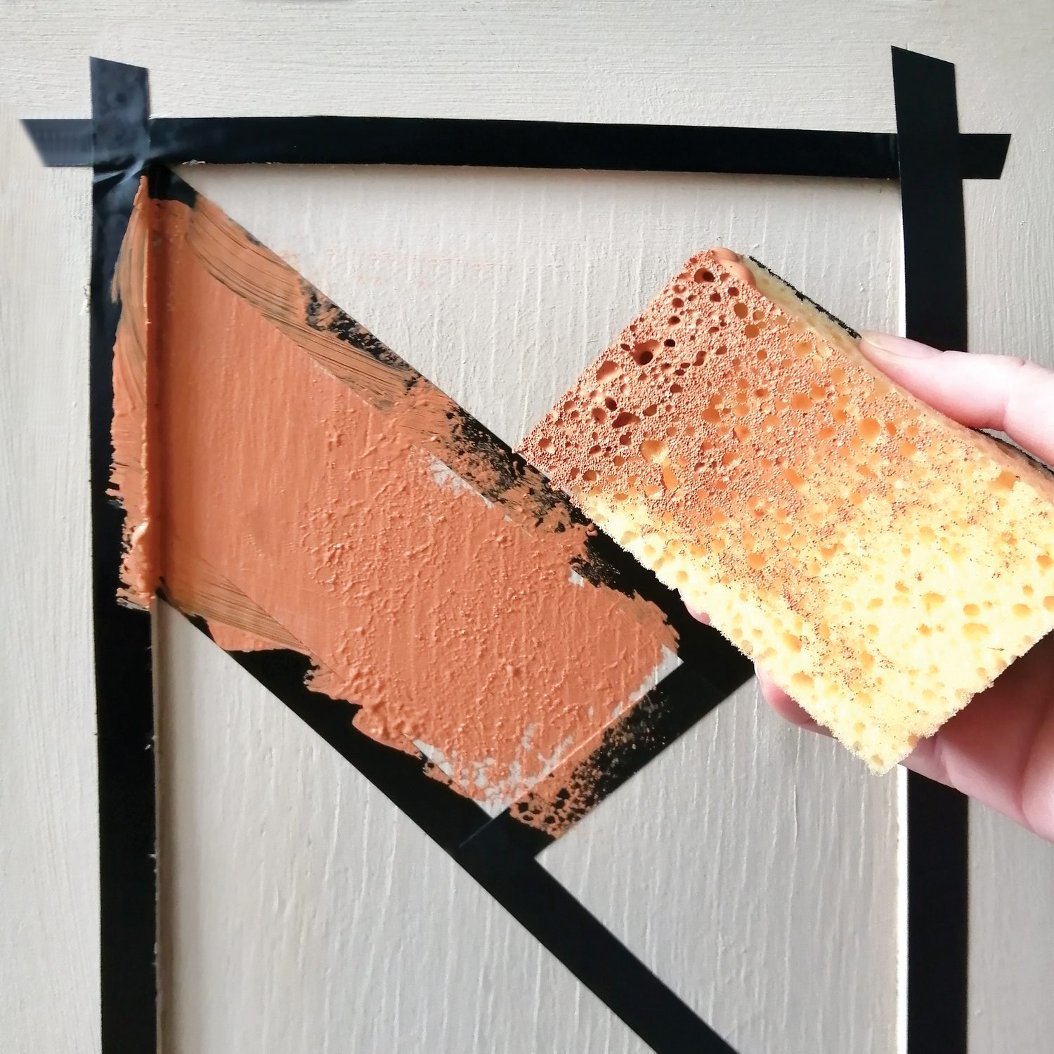diy painting using a sponge for brick texture