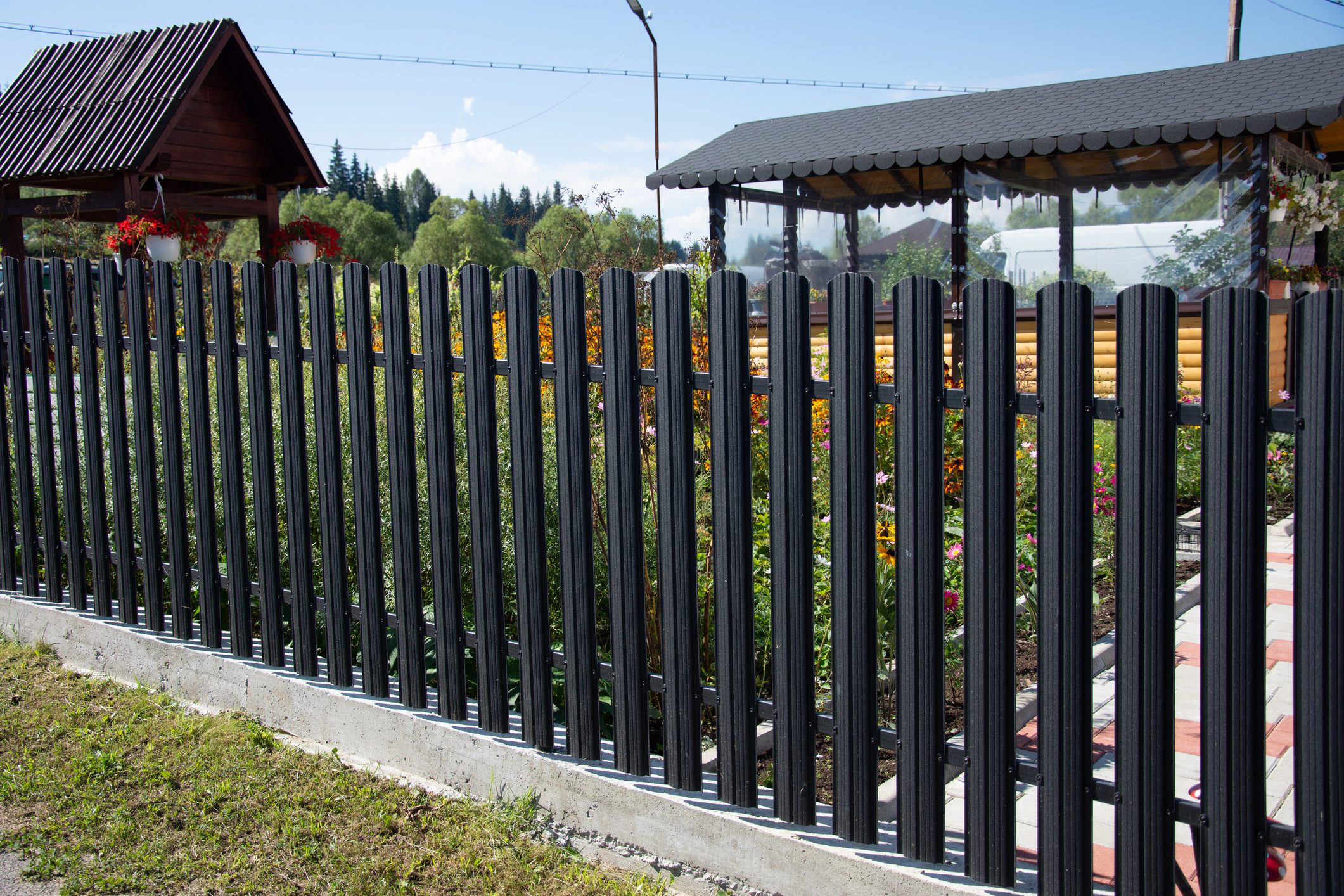 black aluminum fence