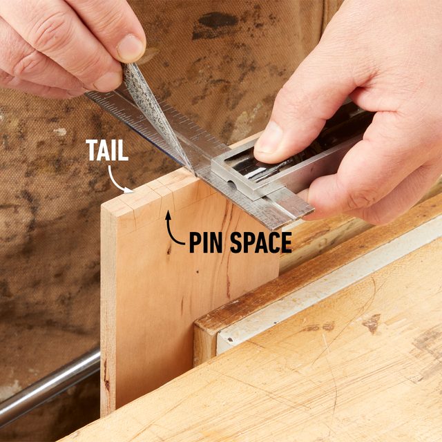 Fh23djf 622 50 005 How To Hand Cut Dovetail Joints
