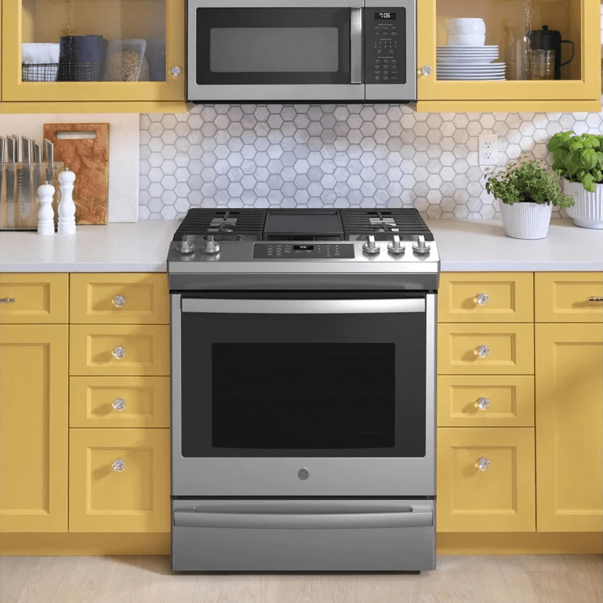 5 Best Gas Stoves for Your Kitchen in 2025