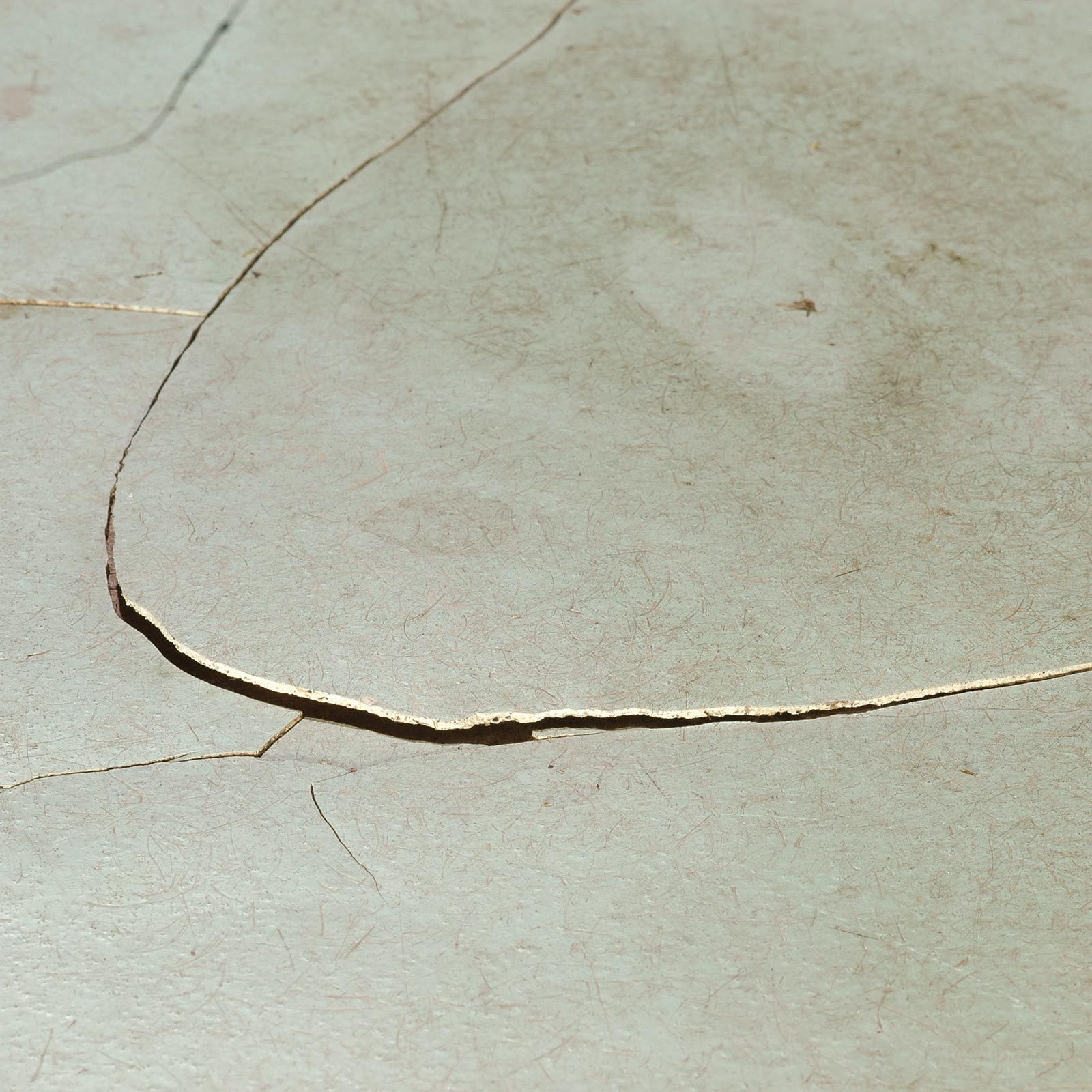 cracked epoxy floor