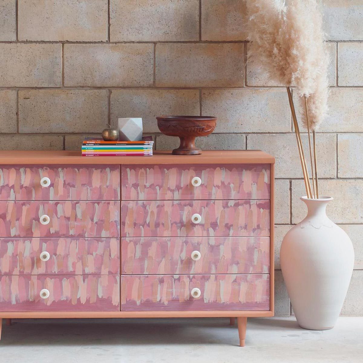 10 Chalk Paint Furniture Ideas