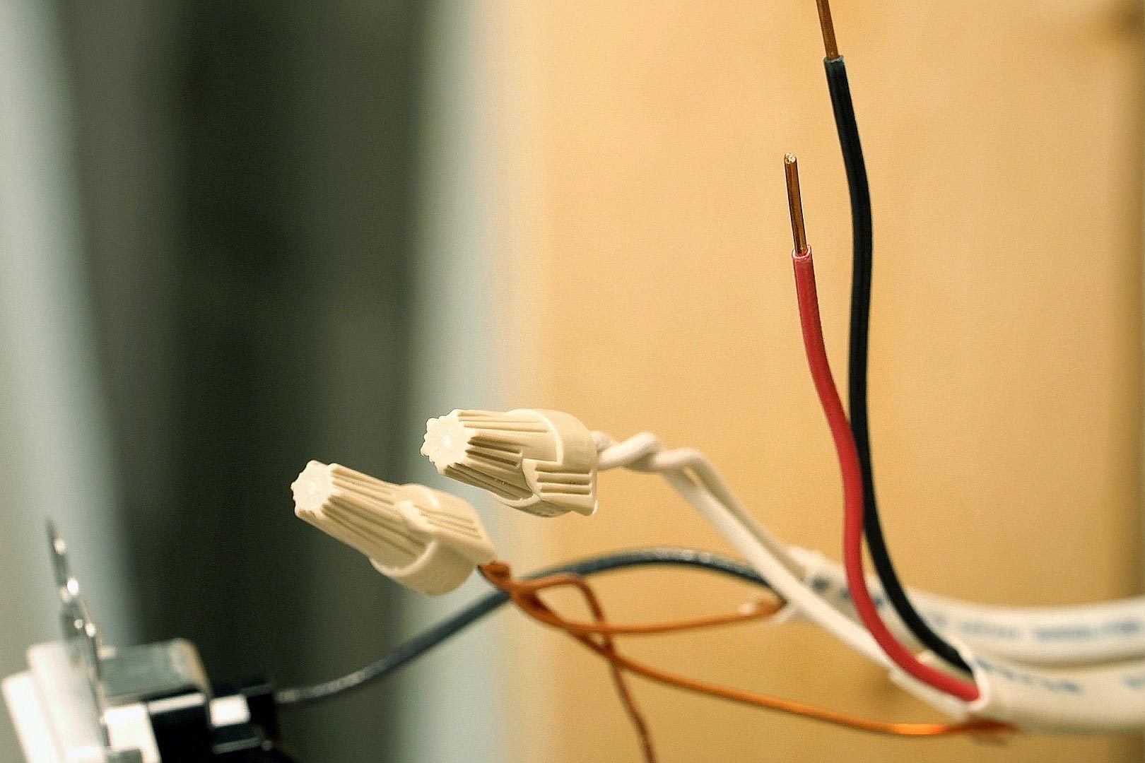 neutral wires connected with a cap at the end