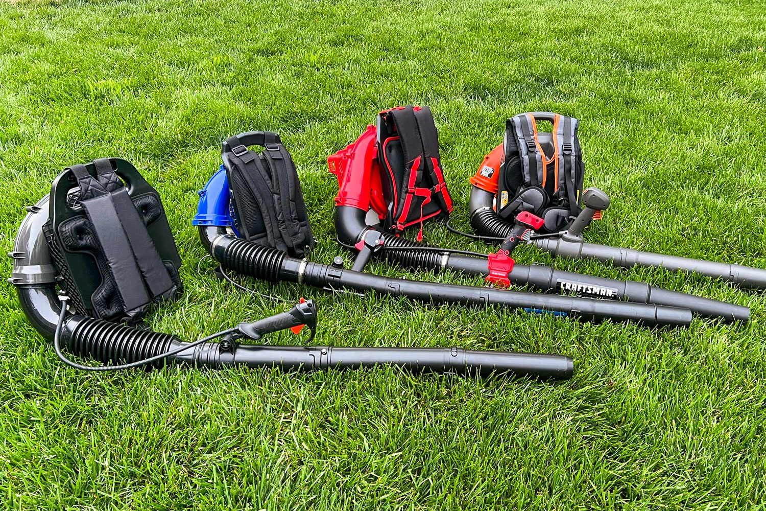 Best Backpack Leaf Blowers For Homeowners According To A Landscaper