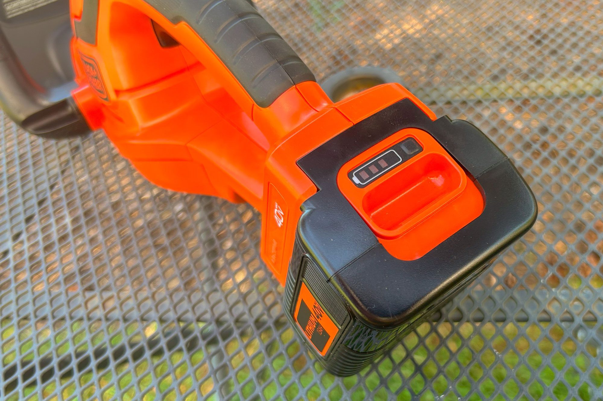 Black And Decker Hedge Trimmer Battery