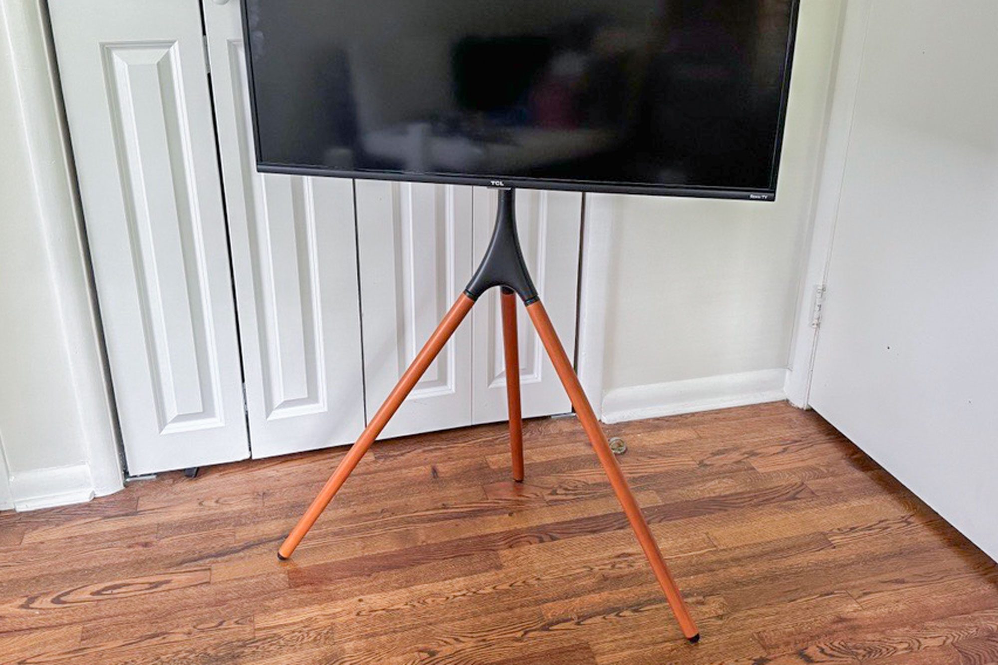 Vivo Artistic Easel Studio Tv Display Stand