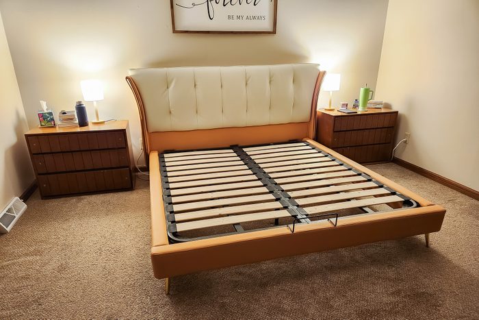 25 Home Cloud Nappa Leather Bed