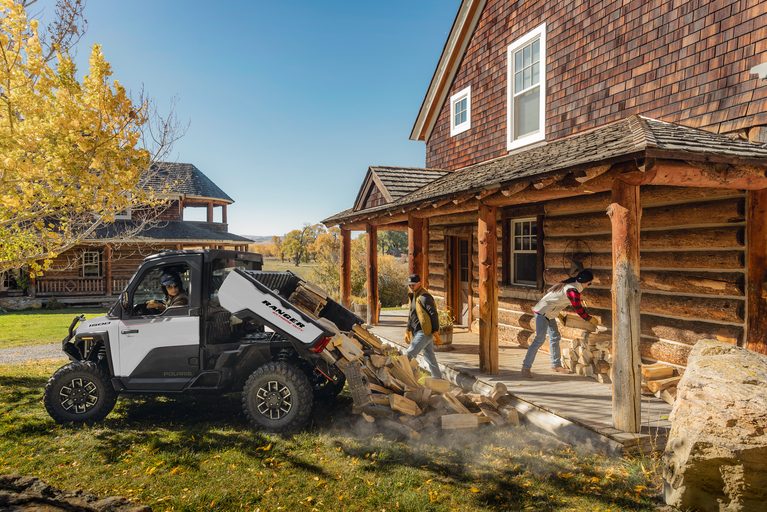 Websmall Jpg 2025 Orv Rgr Xd Northstarultimate Ghostwhite Image Lifestyle 4b9a0016