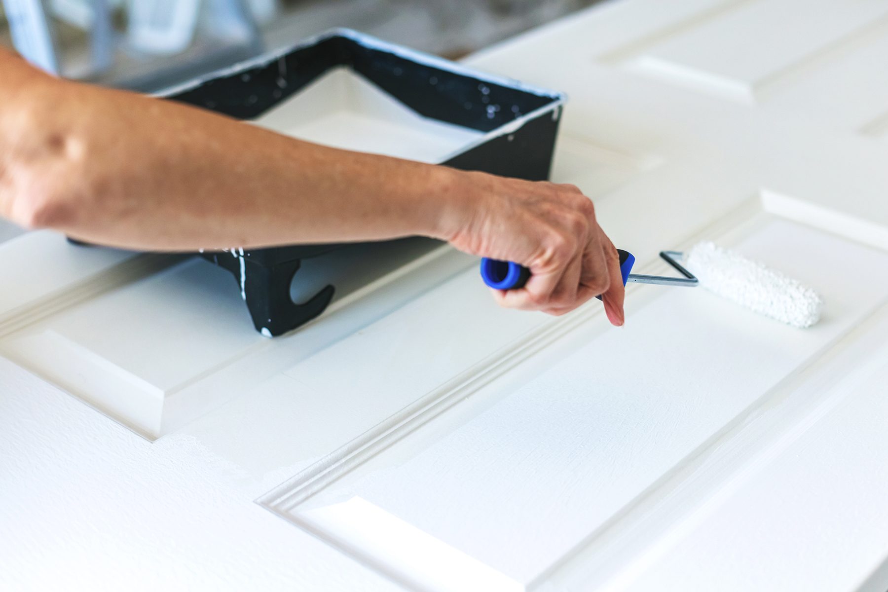 20 Tips On How To Paint Kitchen Cabinets Gettyimages 1278900691