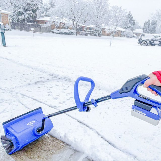 Snow Joe Cordless Ss13