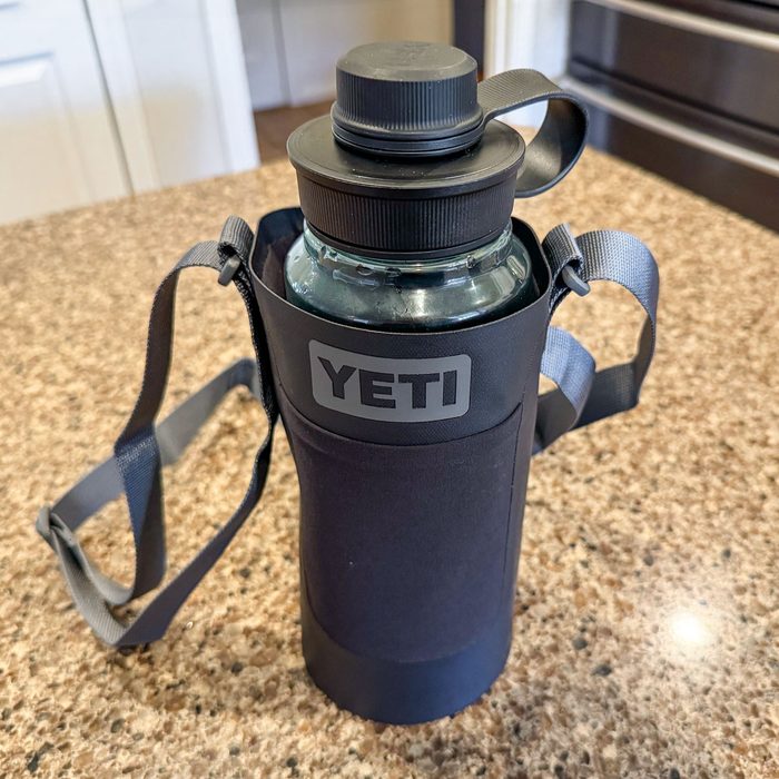 Fhma24 Rambler Bottle Sling Mary Henn 01 Otedit