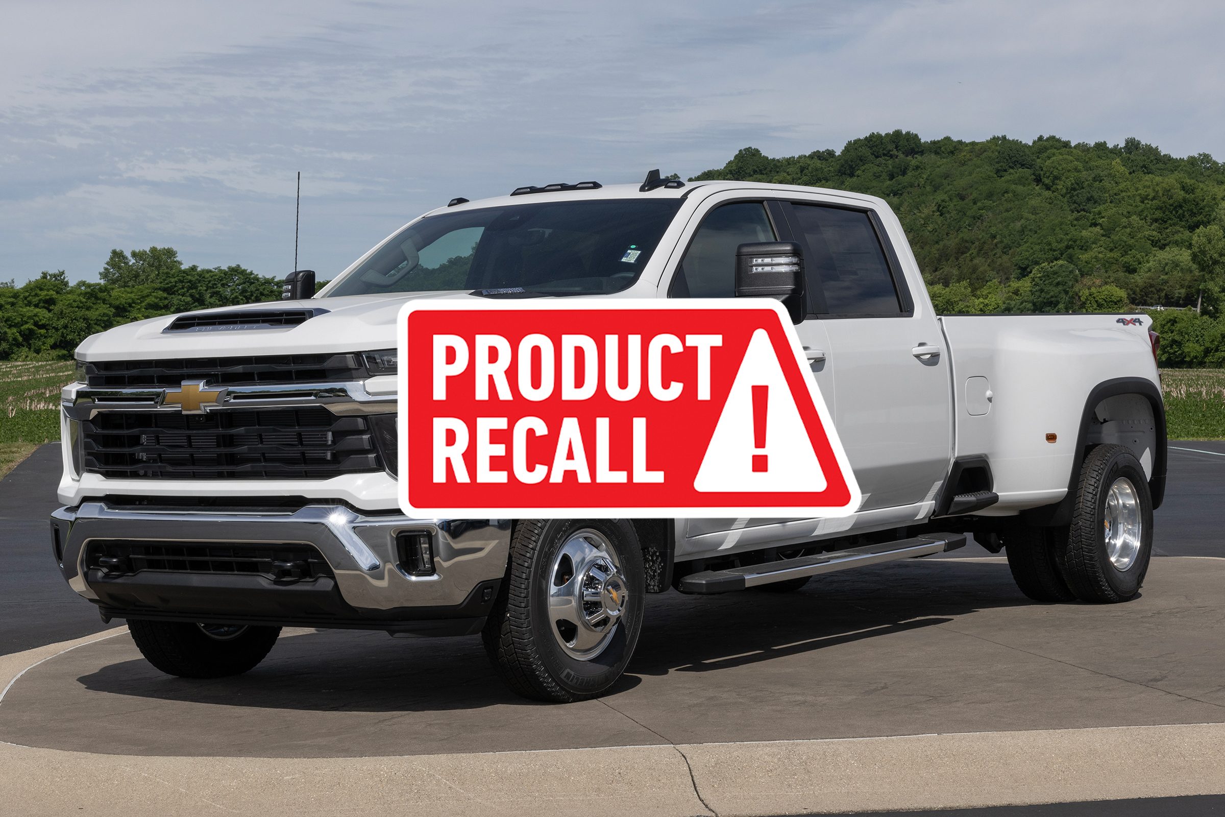 GM Recalls Thousands of Trucks to Fix Tailgate Safety Risk