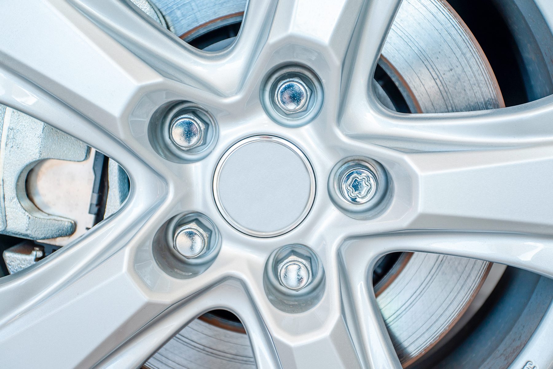 Why Lug Nuts Swell And What You Can Do About It Gettyimages 1362556763