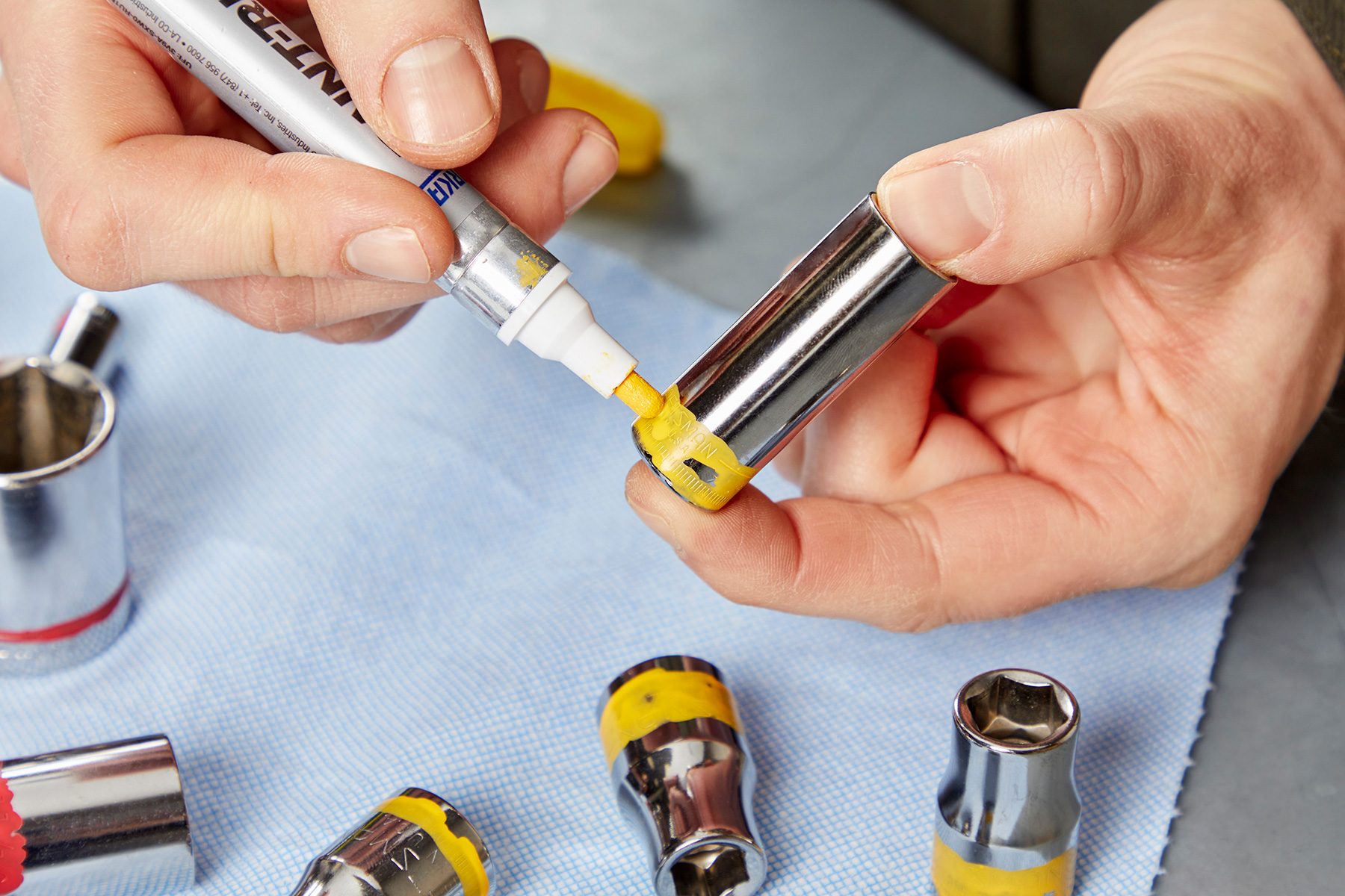 How To Make Chrome Sockets More Visible In Minutes Fhm25 Dr 02 14 Make Chrome Sockets Visible 3b