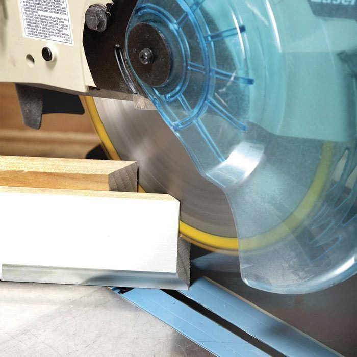 Master The Miter Saw In Days With These 13 Tips Fh11jun 519 10 703