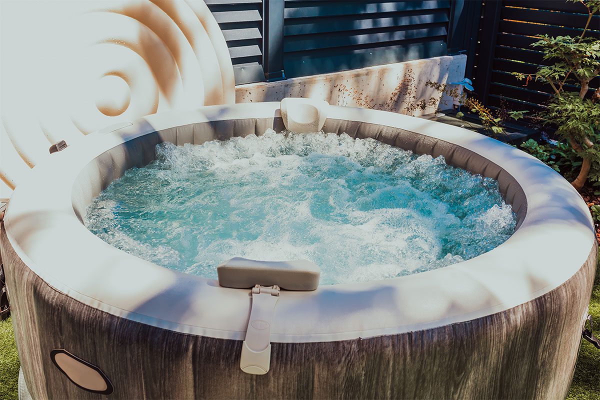 Inflatable Hot Tubs 