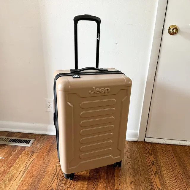 Fhma24 Delsey Paris X Jeep Large Spinner Trunk Mary Henn 01 Ssedit A 1