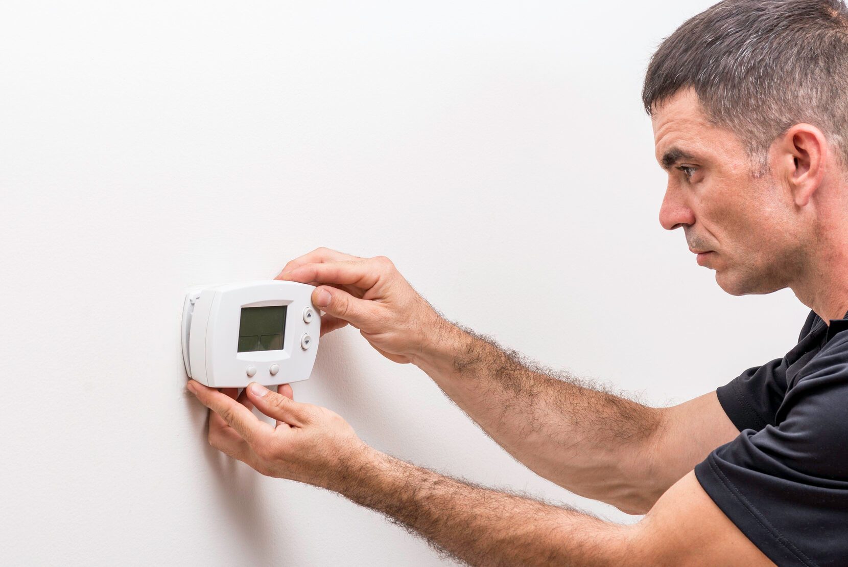 Installing digital thermostat