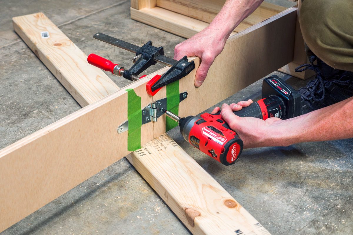 Saturday Morning Workshop Folding Mobile Workbench (diy) Family Handyman Ai