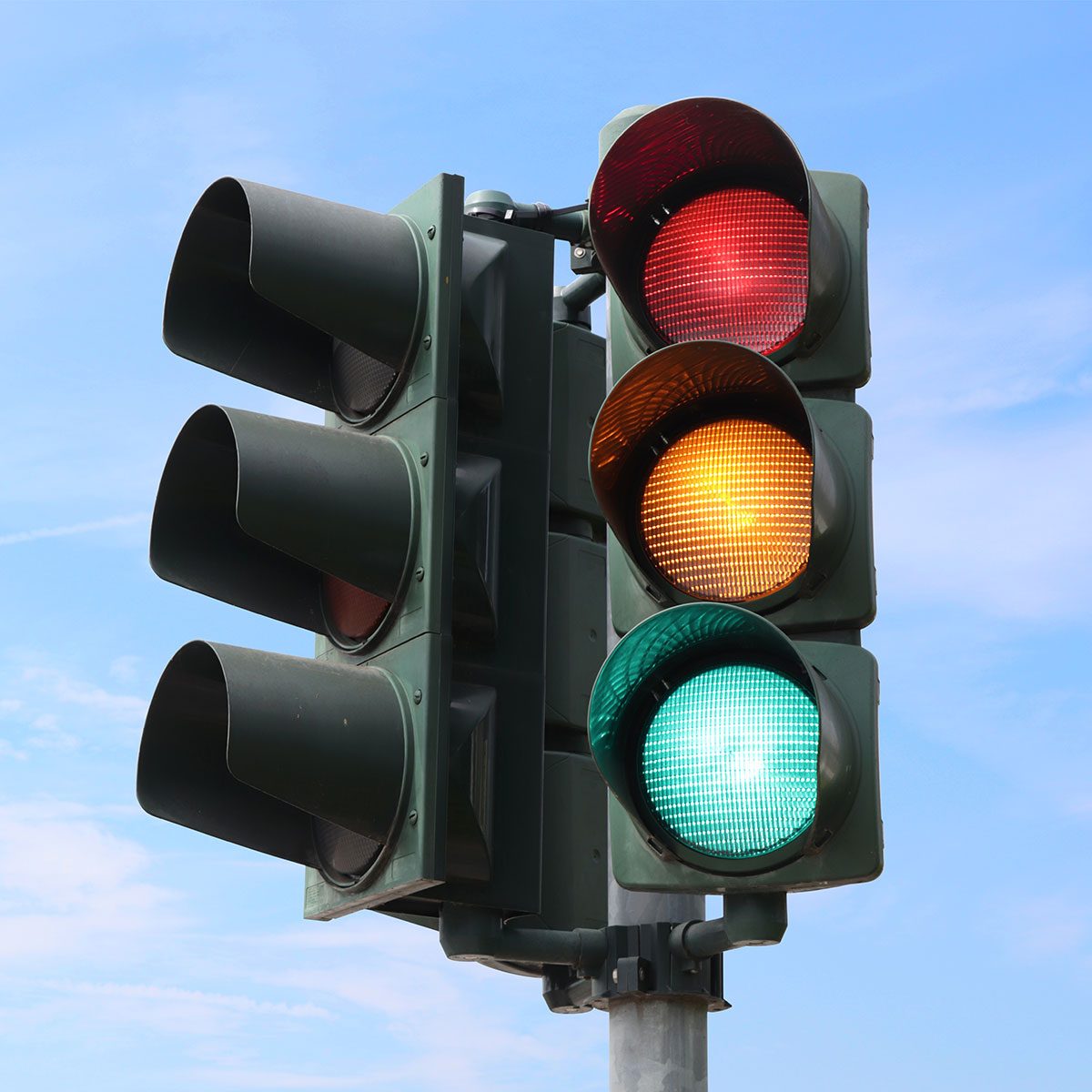What Does Each Traffic Light Signal Mean? A Complete Guide