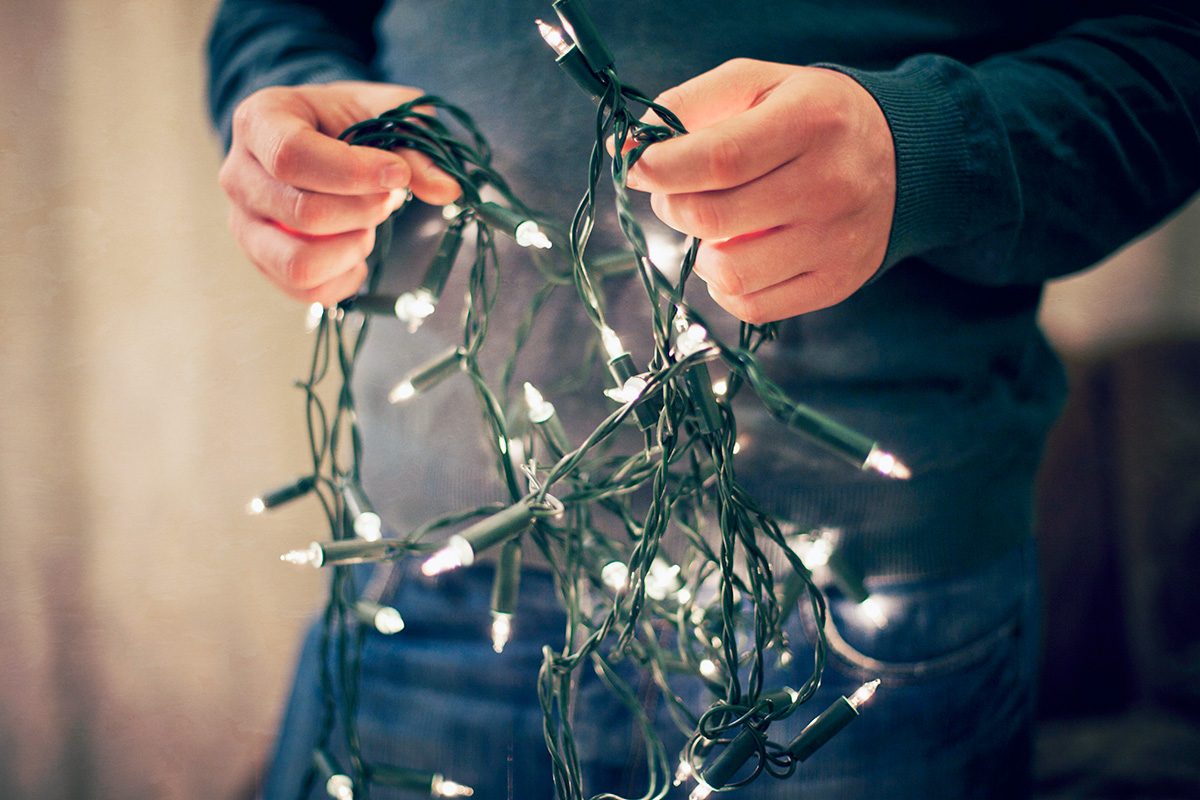13 Tips For Avoiding Tangled Holiday Lights Gettyimages 136211008