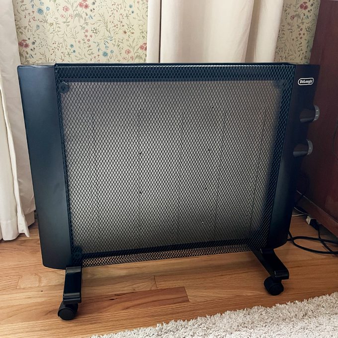 Fhma25 Delonghi Mica Panel Heater Sheri Kaz 01 Ssedit