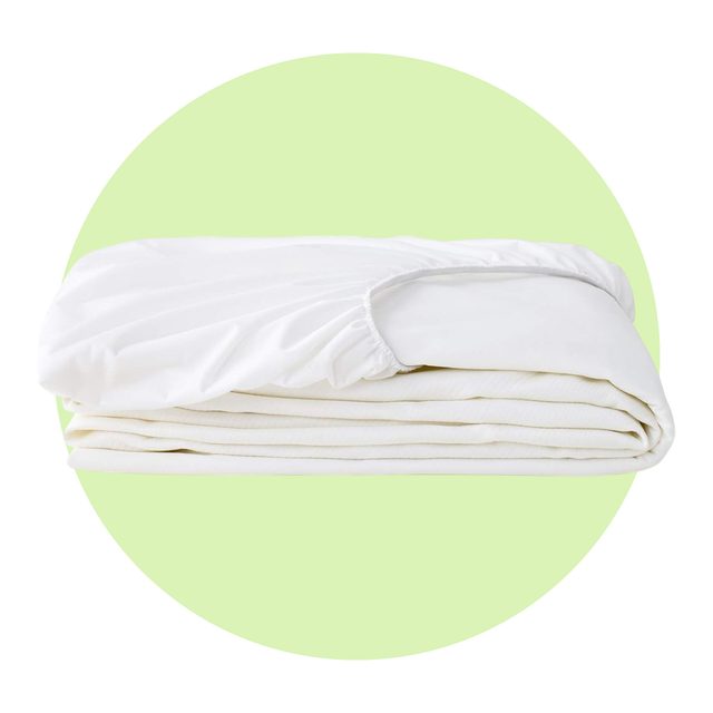 Tuft & Needle Queen Mattress Protector Via Amazon.com