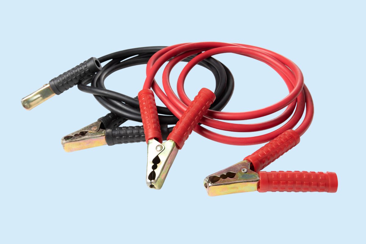 What To Keep In Your Winter Emergency Kit Gettyimages 1488615325