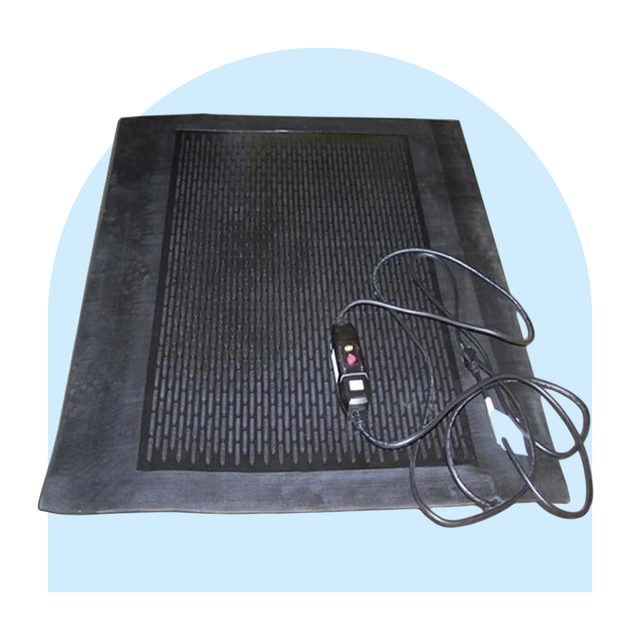 Ice Away Snow Melting Mat Via Walmart.com
