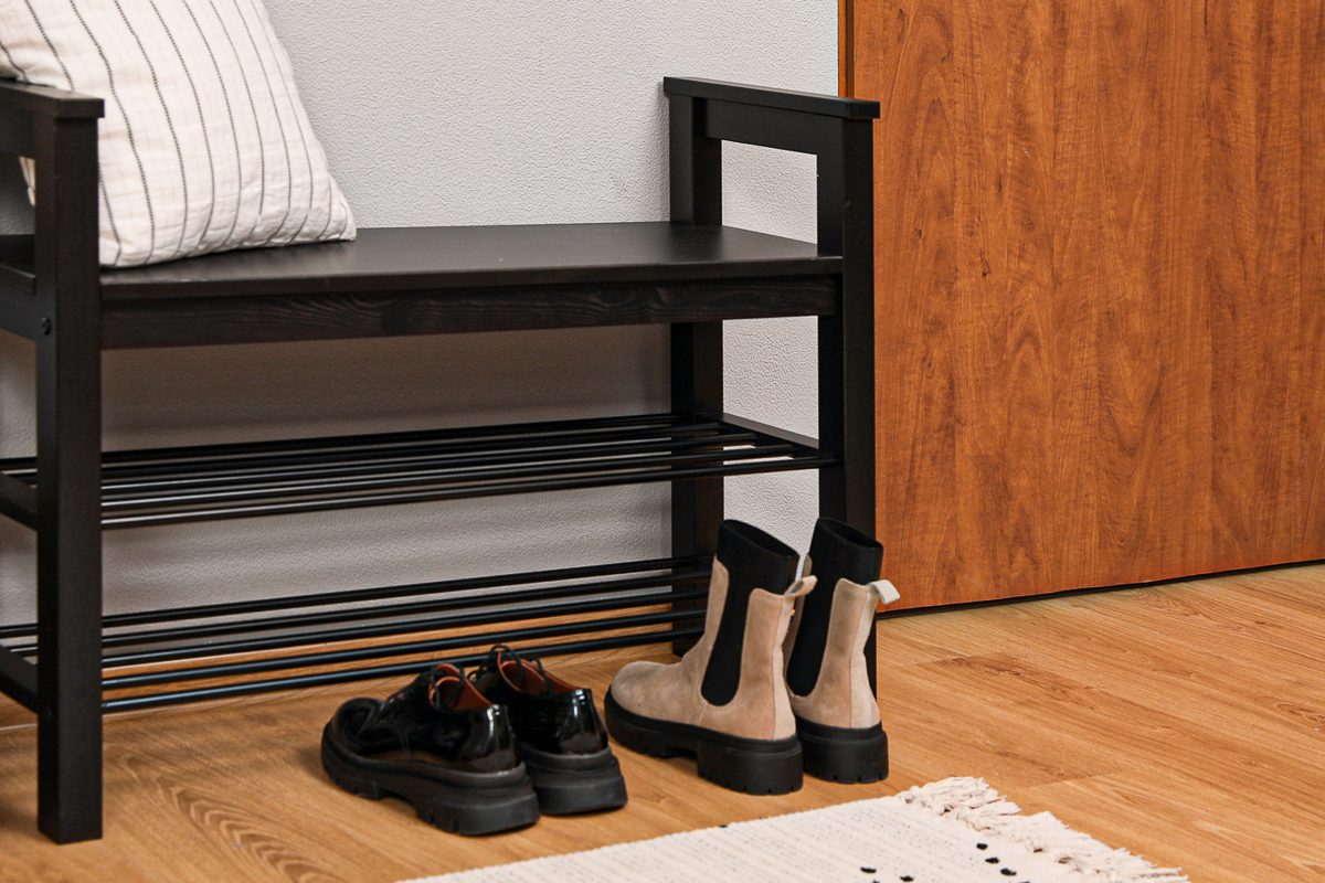 shoe bench near door