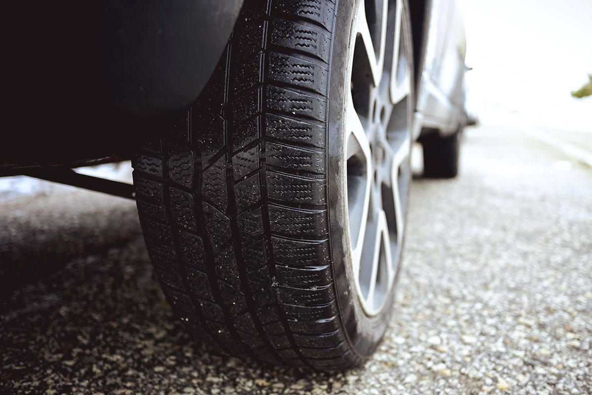 Should You Use Nitrogen In Your Tires Gettyimages 1687149012