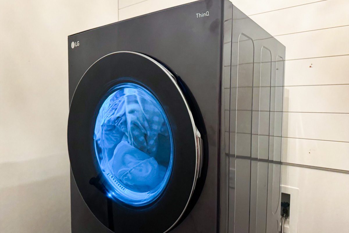 Fhma26 Lg Washtower Electric Stacked Laundry Center 02 Ssedit